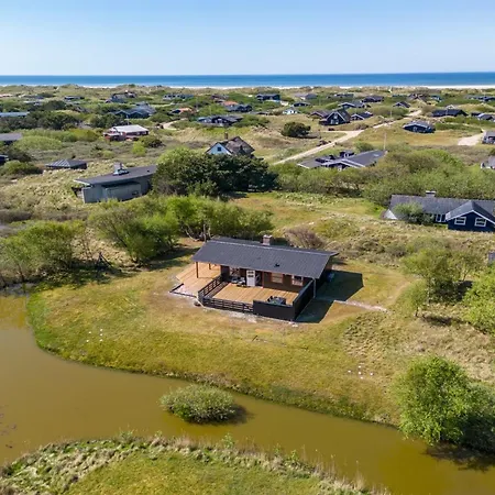 Holiday home Bentine - 400m From The Sea In Western Jutland By Interhome *