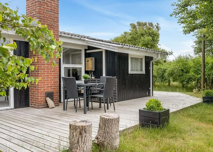 Vakantiehuis Bentine - 400m From The Sea By Interhome *