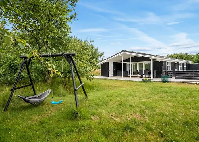 Bentine - 400m From The Sea By Interhome